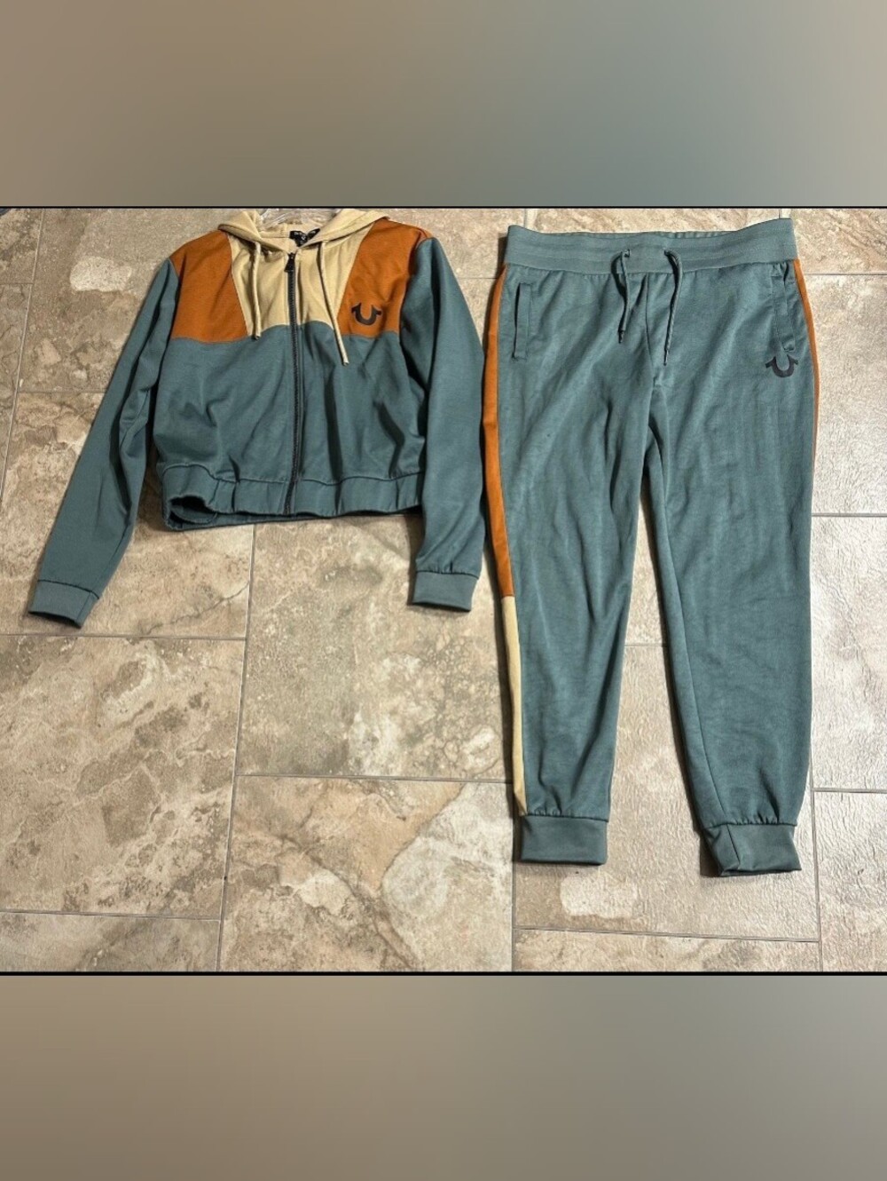 True Religion Sweatsuits junior size XL Crop Hoodie Color Block Full Zip Long.